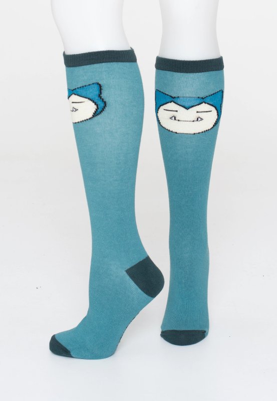    pokemon-snorlax-knee-high-socks-model