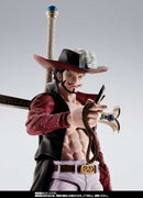one-piece-dracule-mihawk-hawkeye-shf-pose-3