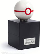 pokemon-diecast-replik-premierball-on-stand