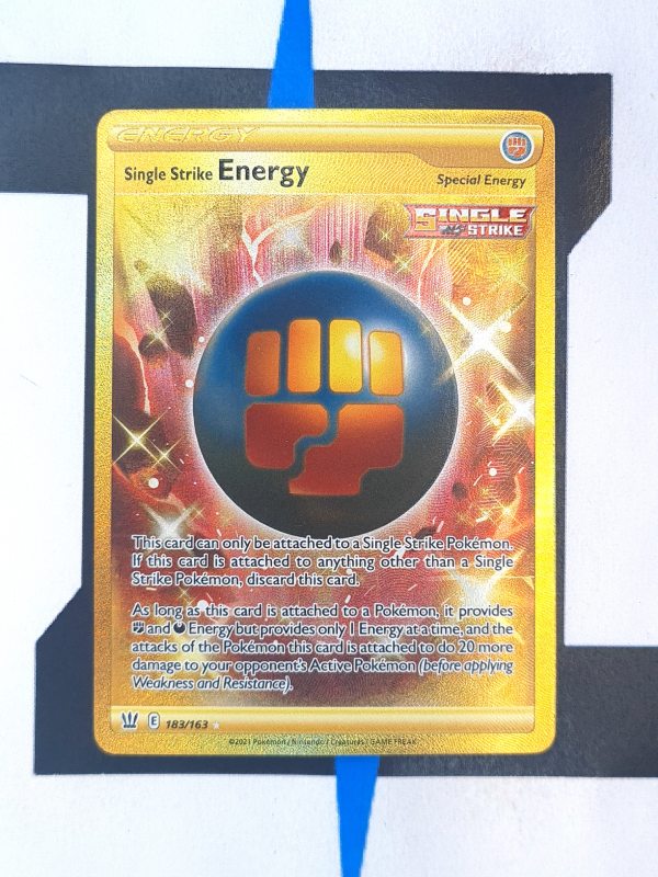    pokemon-karte-single-strike-energy-goldrare-battle-styles-183-englisch