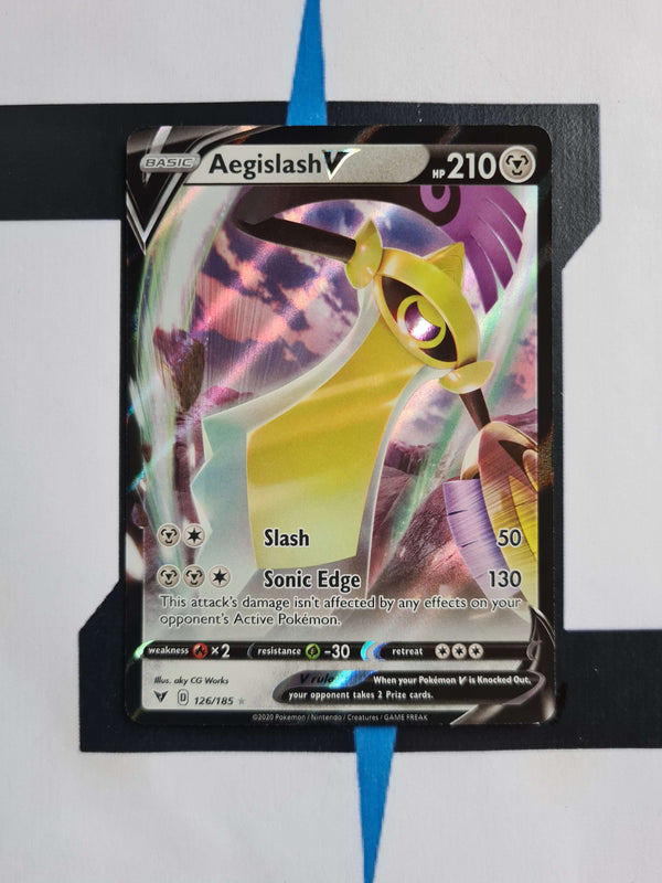    pokemon-karten-aegislash-v-vivid-voltage-126-englisch