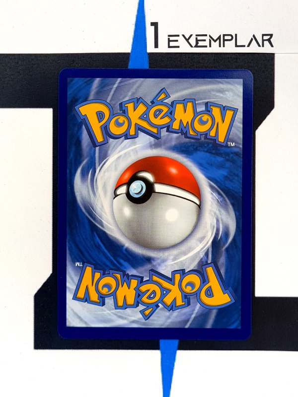 pokemon-karten-genesect-v-fullart-exemplar-1-ruecken-fusion-strike-englisch