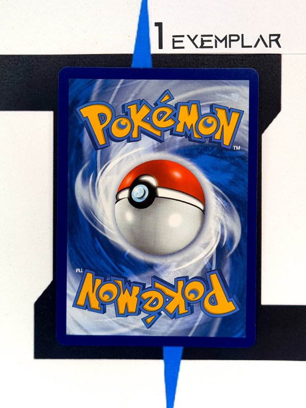 pokemon-karten-grass-energy-goldrare-ruecken-exemplar-1-fusion-strike-englisch