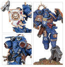 warhammer-40k-space-marines-captain-jump-pack-and-relic-shield-nahaufnahmen